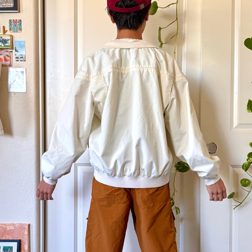 Vintage 90’s Mervyn’s California Cream Bomber Jacket - Picture 4 of 8